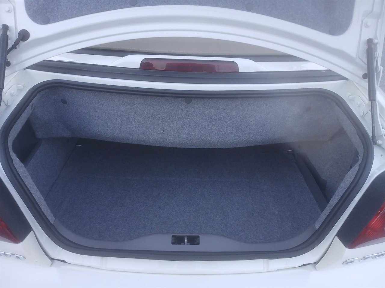 Used 1999 Volvo C70 LT image 14