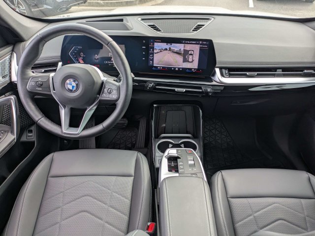 Used 2025 BMW X1 xDrive28i w/ Premium Package AWD/4WD image 16