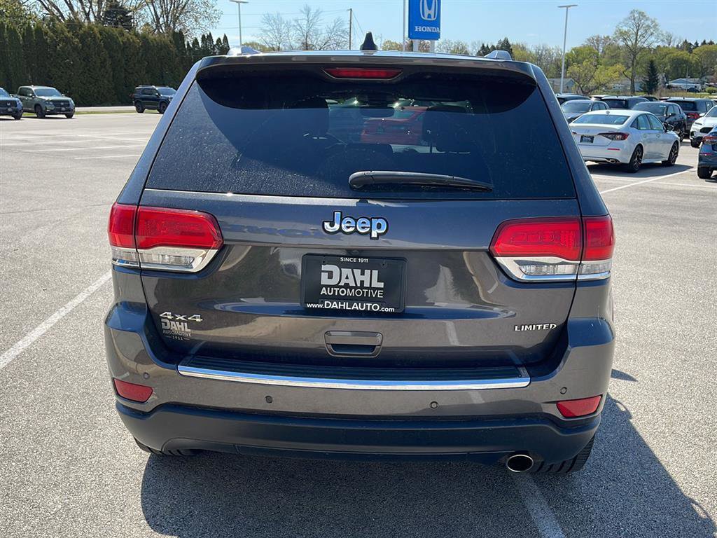 Used 2018 Jeep Grand Cherokee Limited AWD/4WD image 12