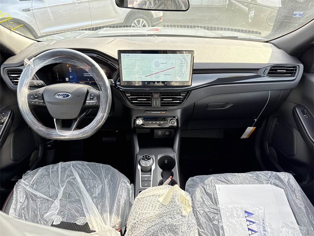 Used 2025 Ford Escape ST-Line w/ Tech Pack #1 image 11