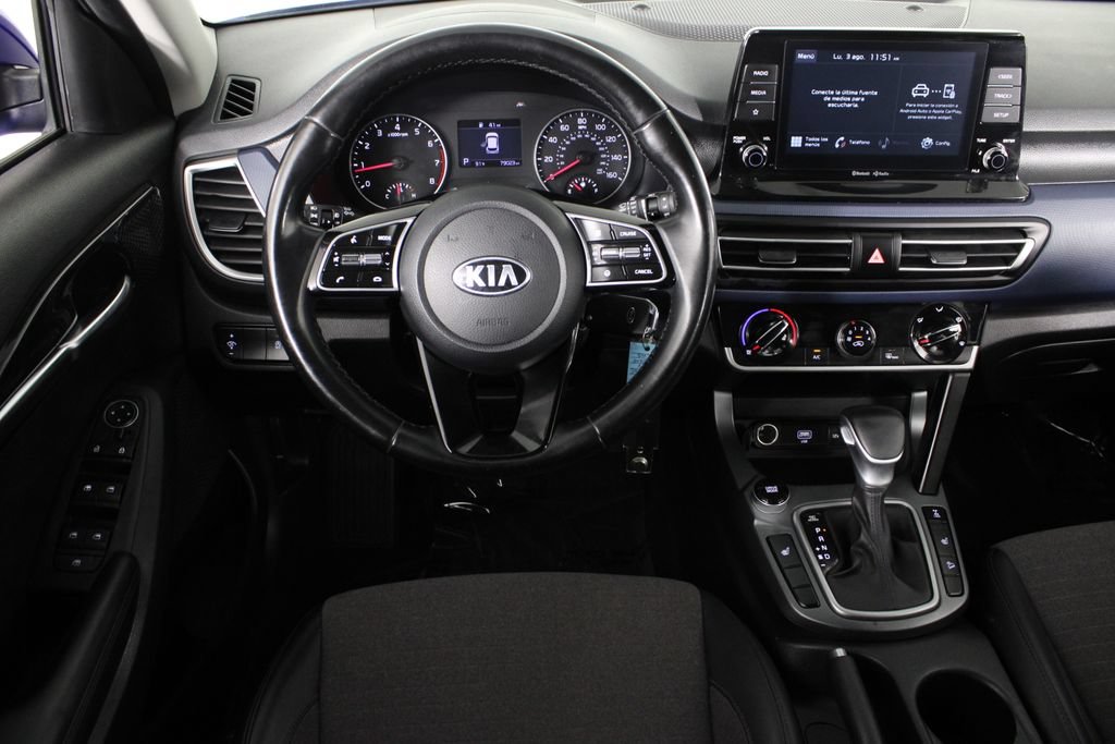 Used 2021 Kia Seltos S AWD/4WD image 6