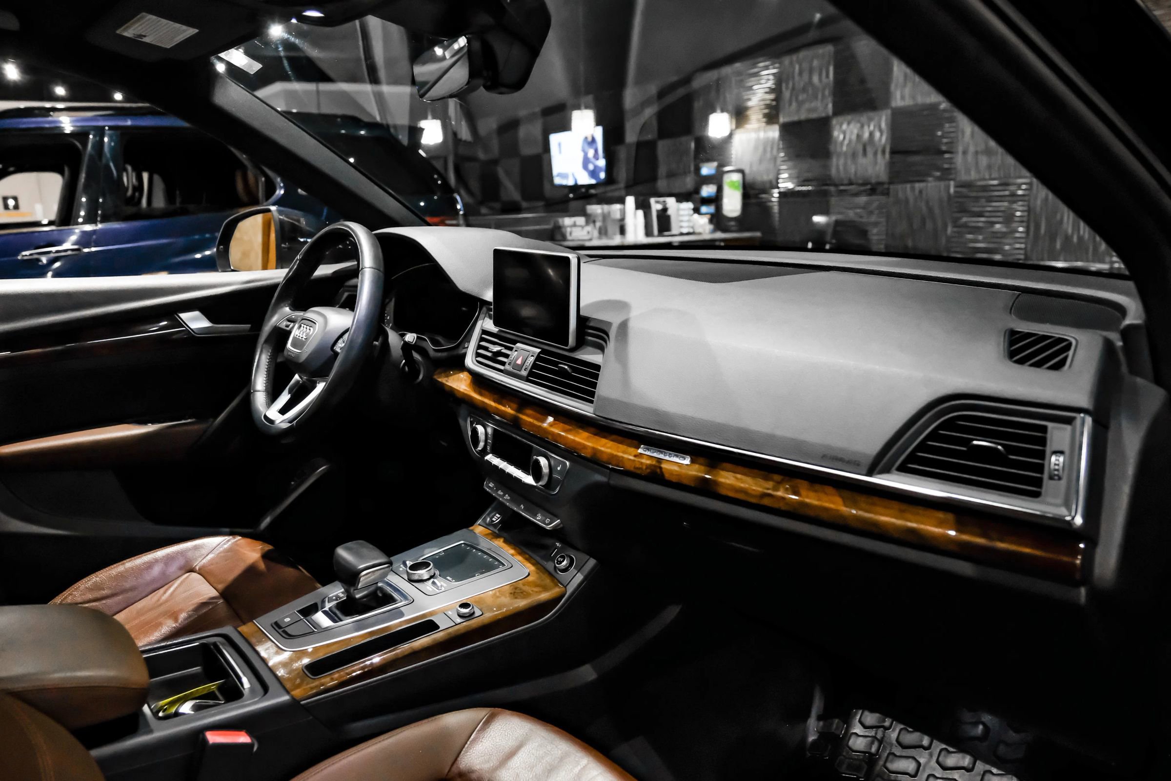 Used 2018 Audi Q5 2.0T Premium Plus w/ Premium Plus Package image 15