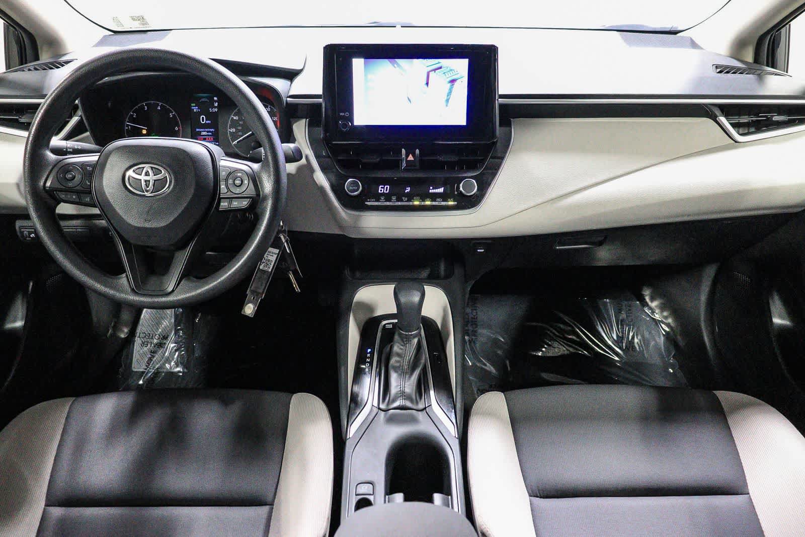 Certified 2025 Toyota Corolla LE FWD image 14