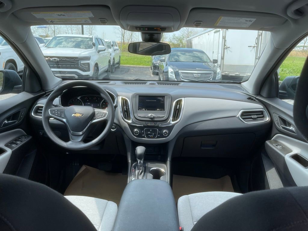 Used 2023 Chevrolet Equinox LS w/ LS Convenience Package FWD image 20