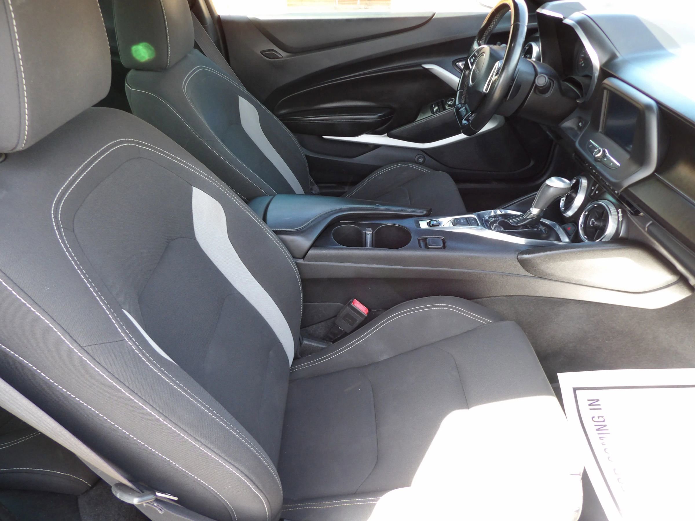 Used 2017 Chevrolet Camaro LT RWD image 12