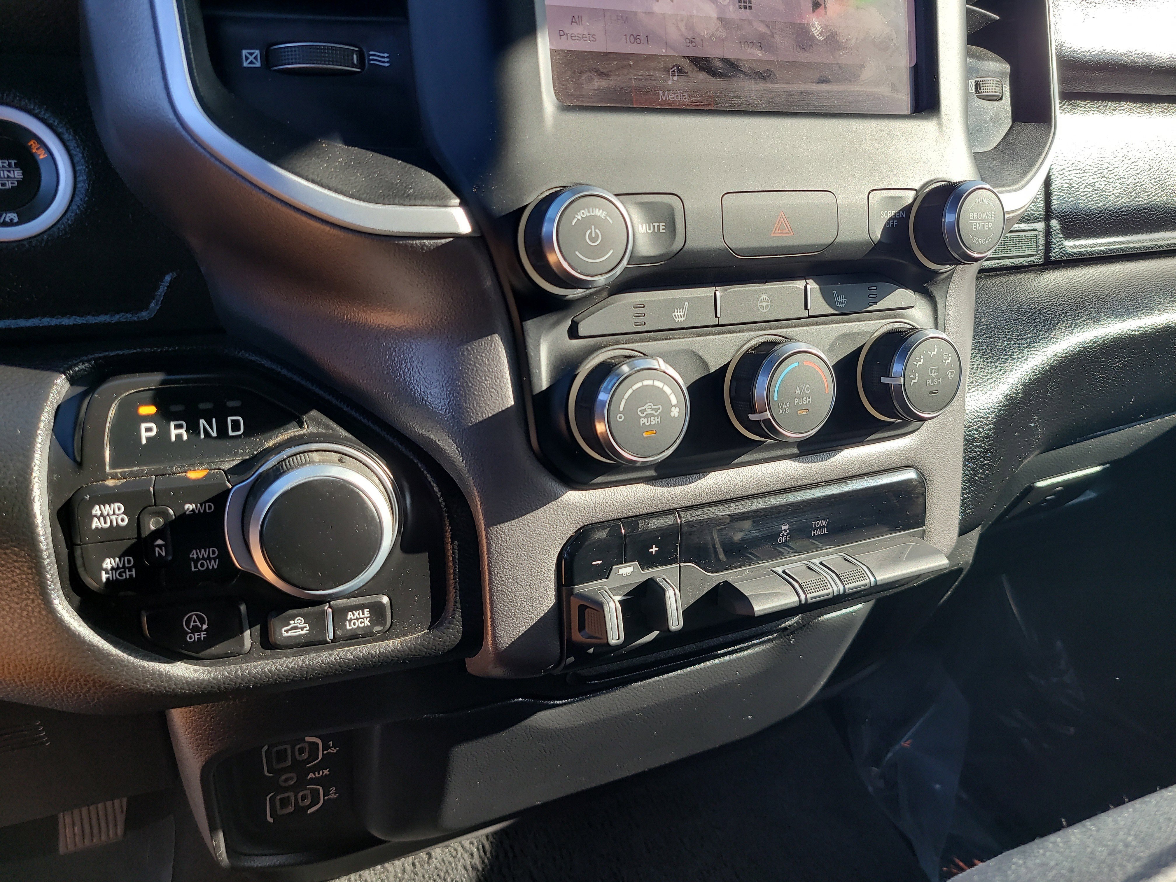Used 2023 RAM 1500 Big Horn AWD/4WD image 24