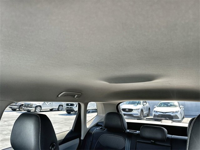 Used 2024 Volkswagen Taos SE image 16