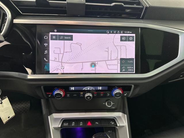 Used 2022 Audi Q3 2.0T Premium Plus image 23