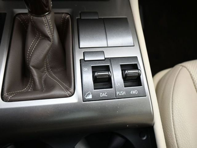 Used 2018 Lexus GX 460 Premium w/ Premium Package image 12