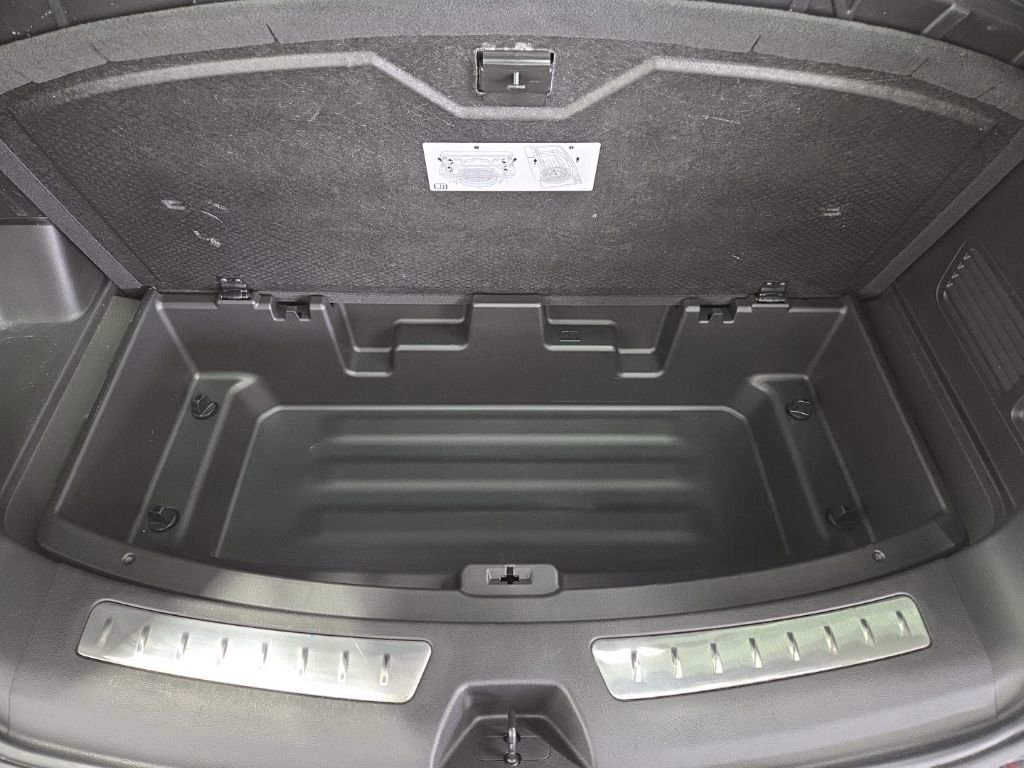 Used 2023 Buick Enclave Essence w/ Experience Buick Package AWD/4WD image 39