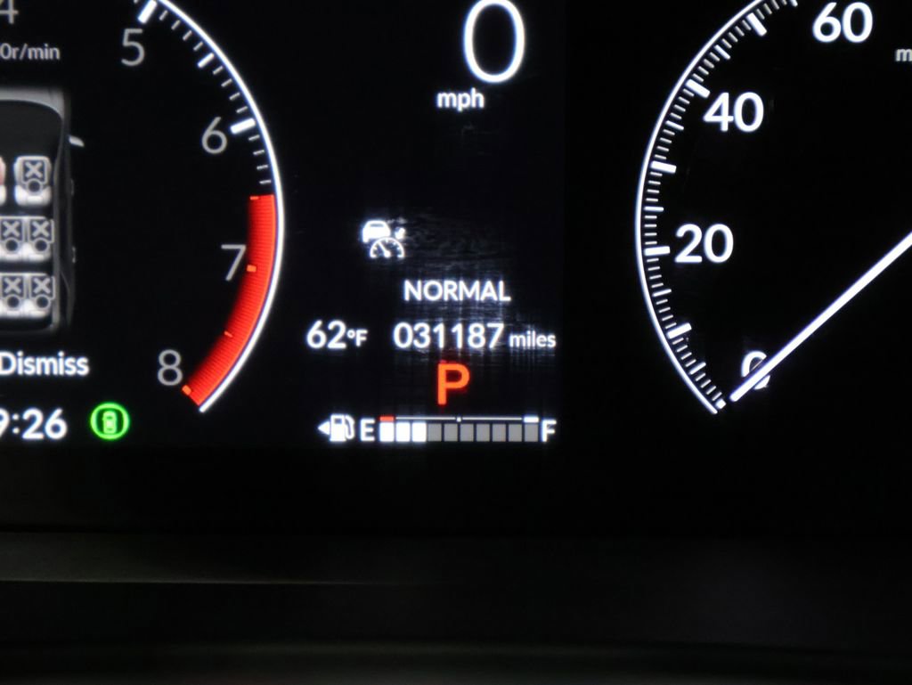 Used 2025 Honda Pilot Touring image 40