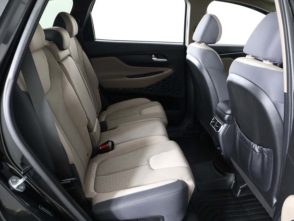 Used 2023 Hyundai Santa Fe SE FWD image 32