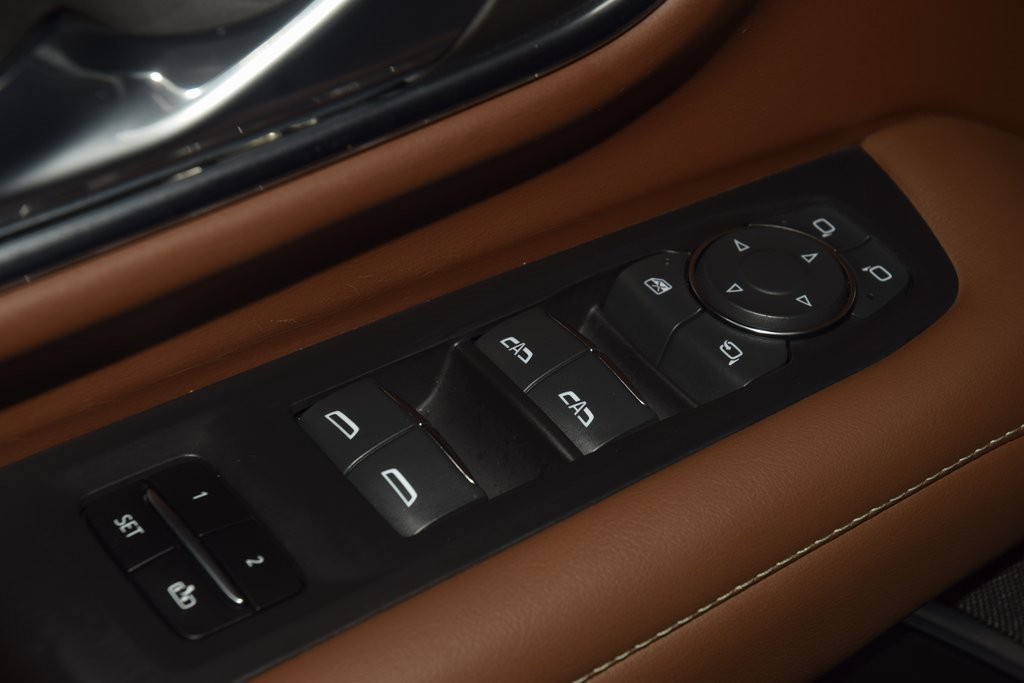 Used 2024 Chevrolet Suburban High Country image 48