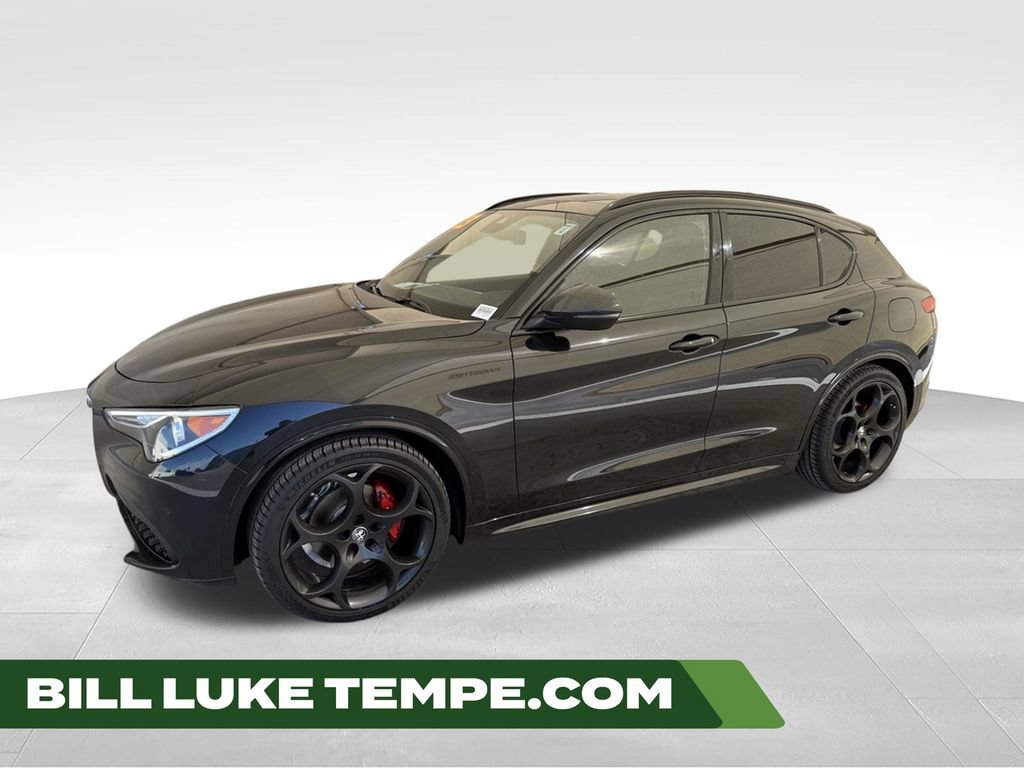 Used 2023 Alfa Romeo Stelvio Veloce AWD/4WD video 1