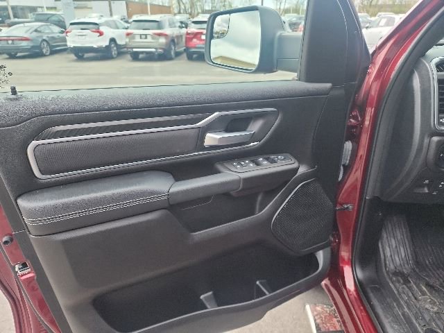 Used 2025 RAM 1500 Big Horn AWD/4WD image 8