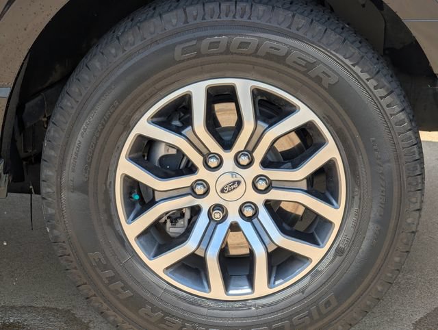 Used 2022 Ford F150 Lariat RWD image 11