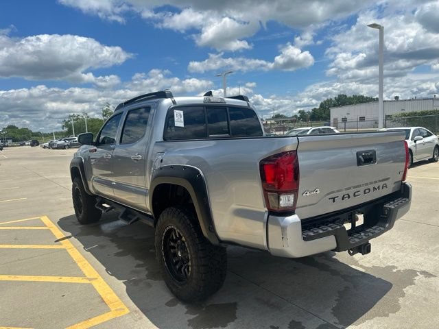 Used 2023 Toyota Tacoma SR AWD/4WD image 5
