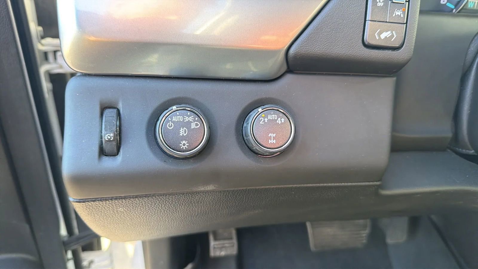 Used 2019 Chevrolet Tahoe LT image 20