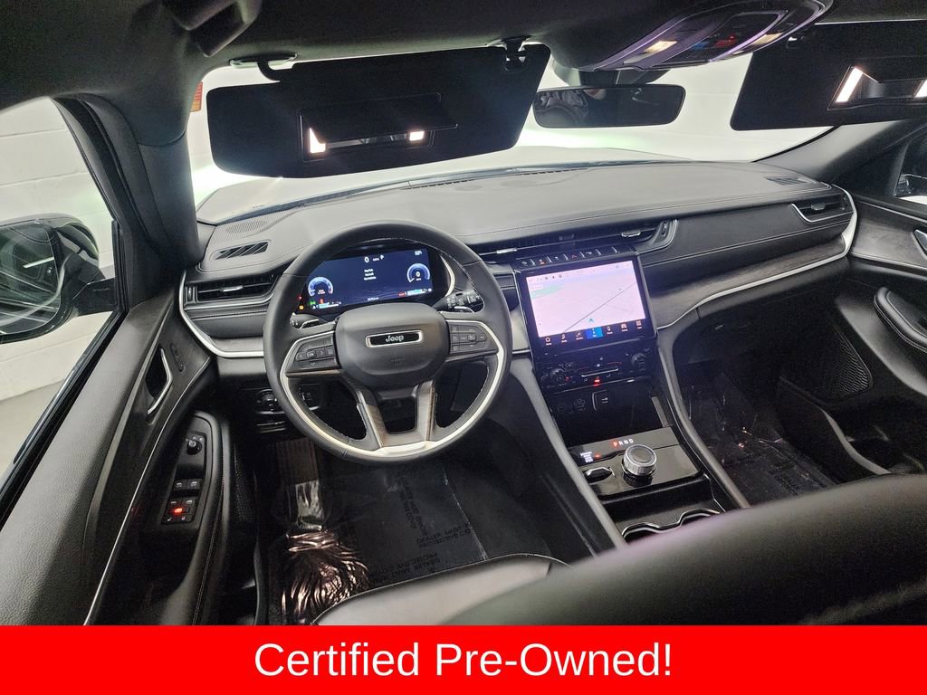 Certified 2025 Jeep Grand Cherokee Limited AWD/4WD image 28