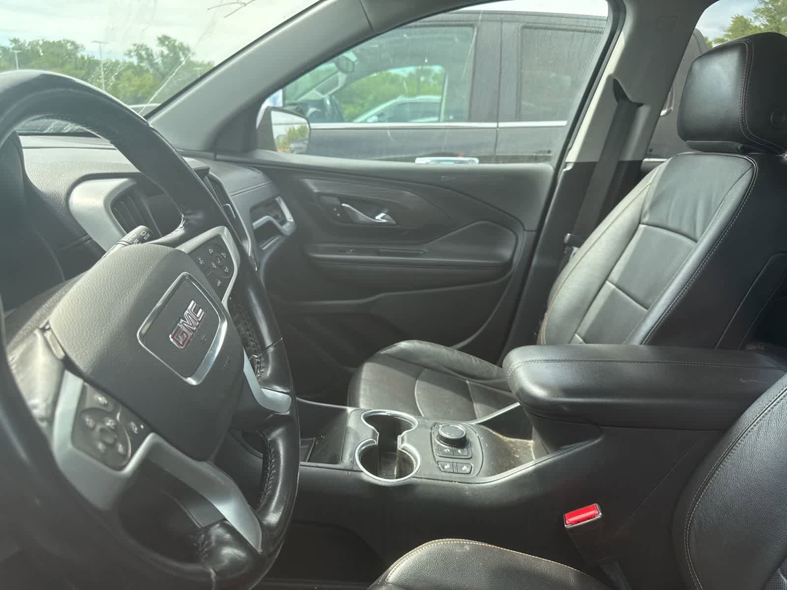 Used 2021 GMC Terrain SLT FWD image 33