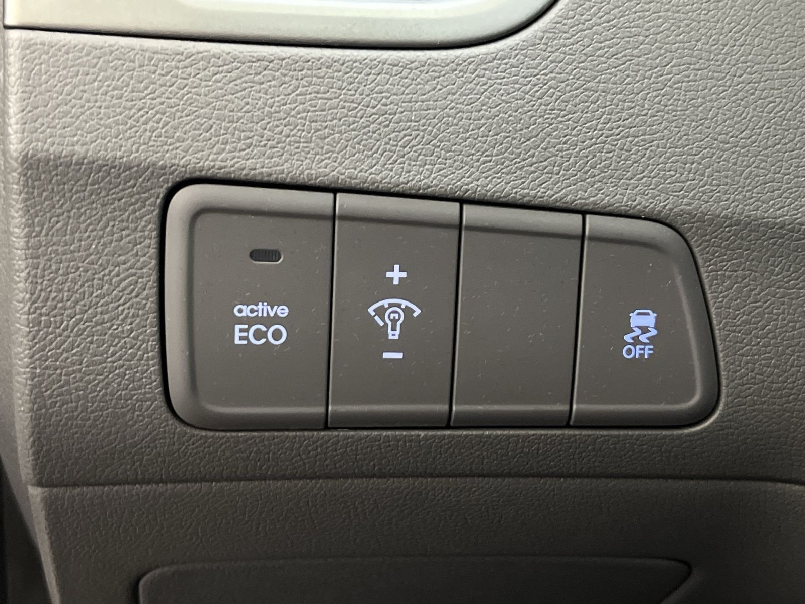 Used 2014 Hyundai Elantra SE FWD image 33