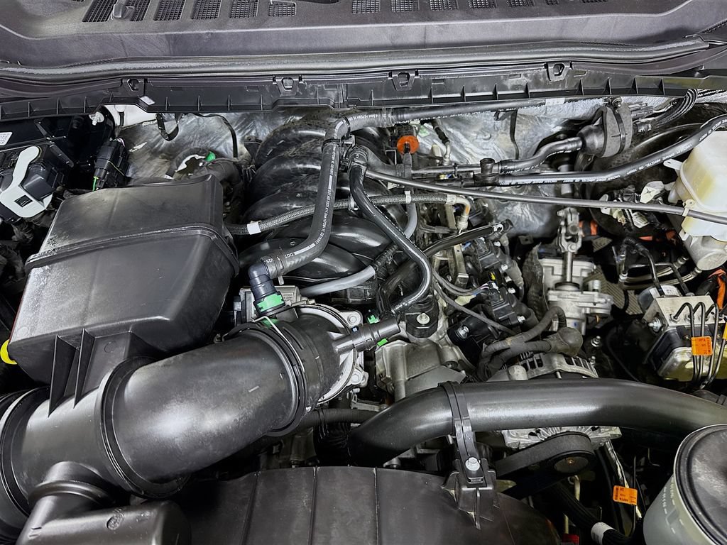Used 2025 Ford F250 Lariat w/ Lariat Ultimate Package AWD/4WD image 36