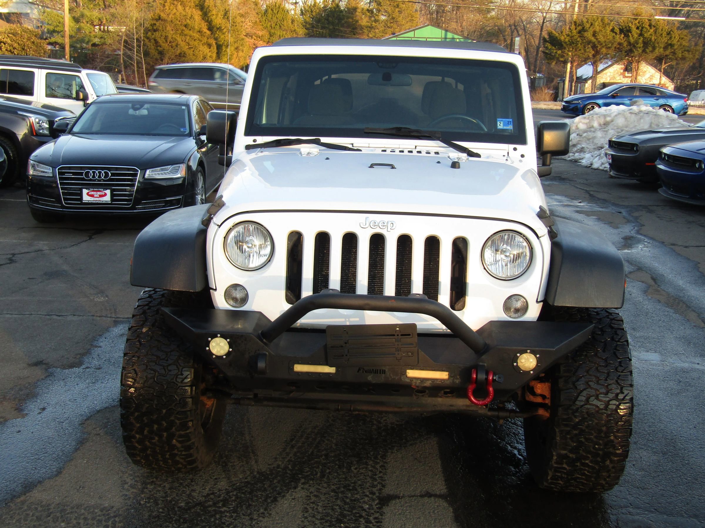 Used 2016 Jeep Wrangler Unlimited Sport w/ Connectivity Group AWD/4WD image 2