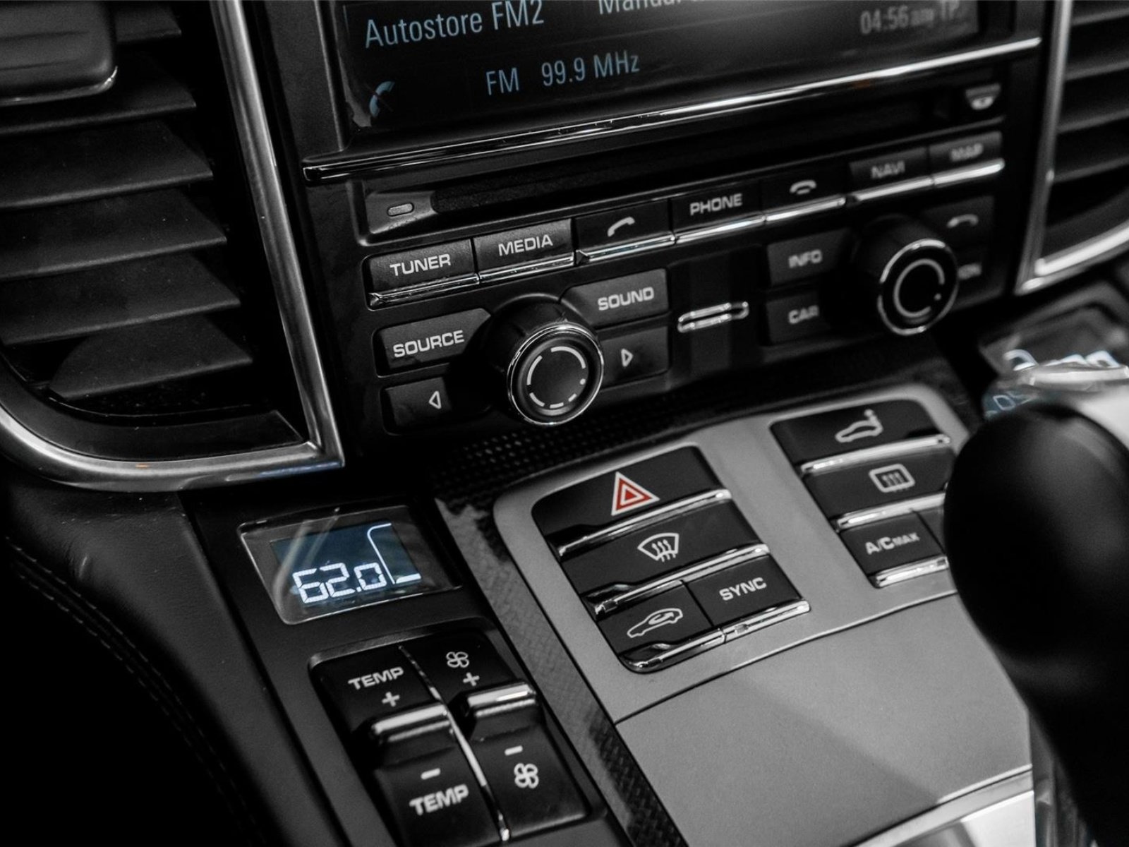 Used 2014 Porsche Panamera GTS image 39