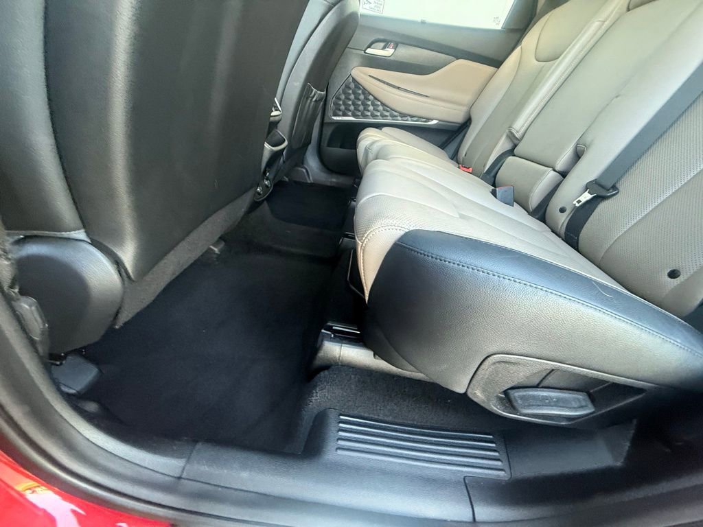 Used 2019 Hyundai Santa Fe Limited w/ Cargo Package image 28
