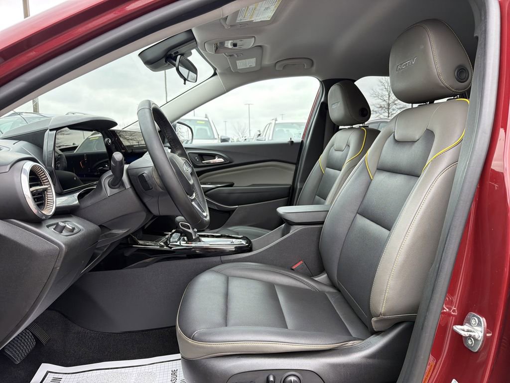 Used 2024 Chevrolet Trax ACTIV w/ Driver Confidence Package image 11