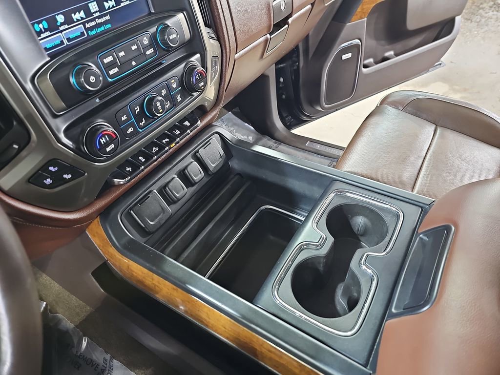 Certified 2016 Chevrolet Silverado 2500 High Country w/ Duramax Plus Package AWD/4WD image 26