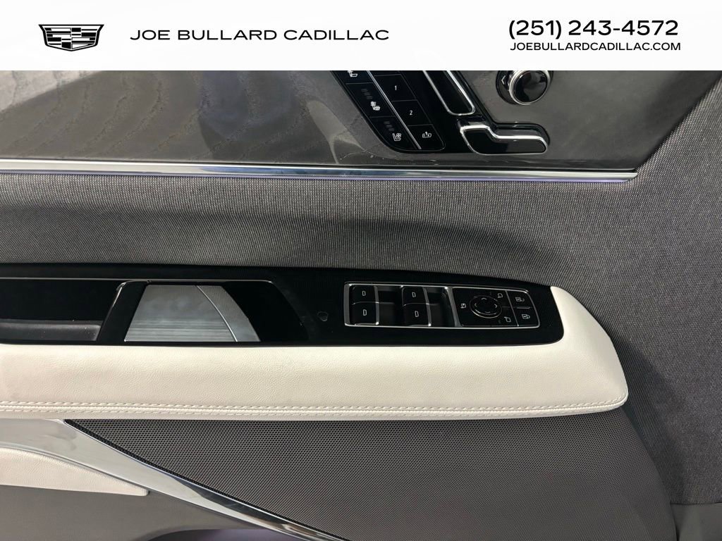 New 2026 Cadillac Escalade IQL Luxury image 9