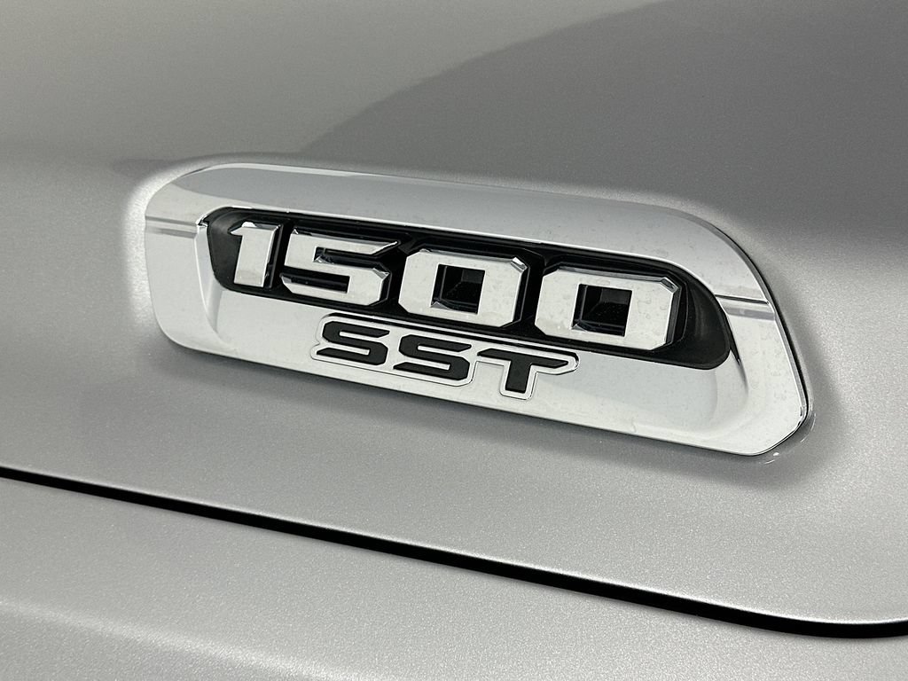 Used 2025 RAM 1500 Big Horn AWD/4WD image 28