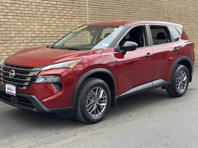 Used 2025 Nissan Rogue S AWD/4WD image 28