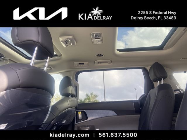 New 2026 Kia Carnival SX image 16