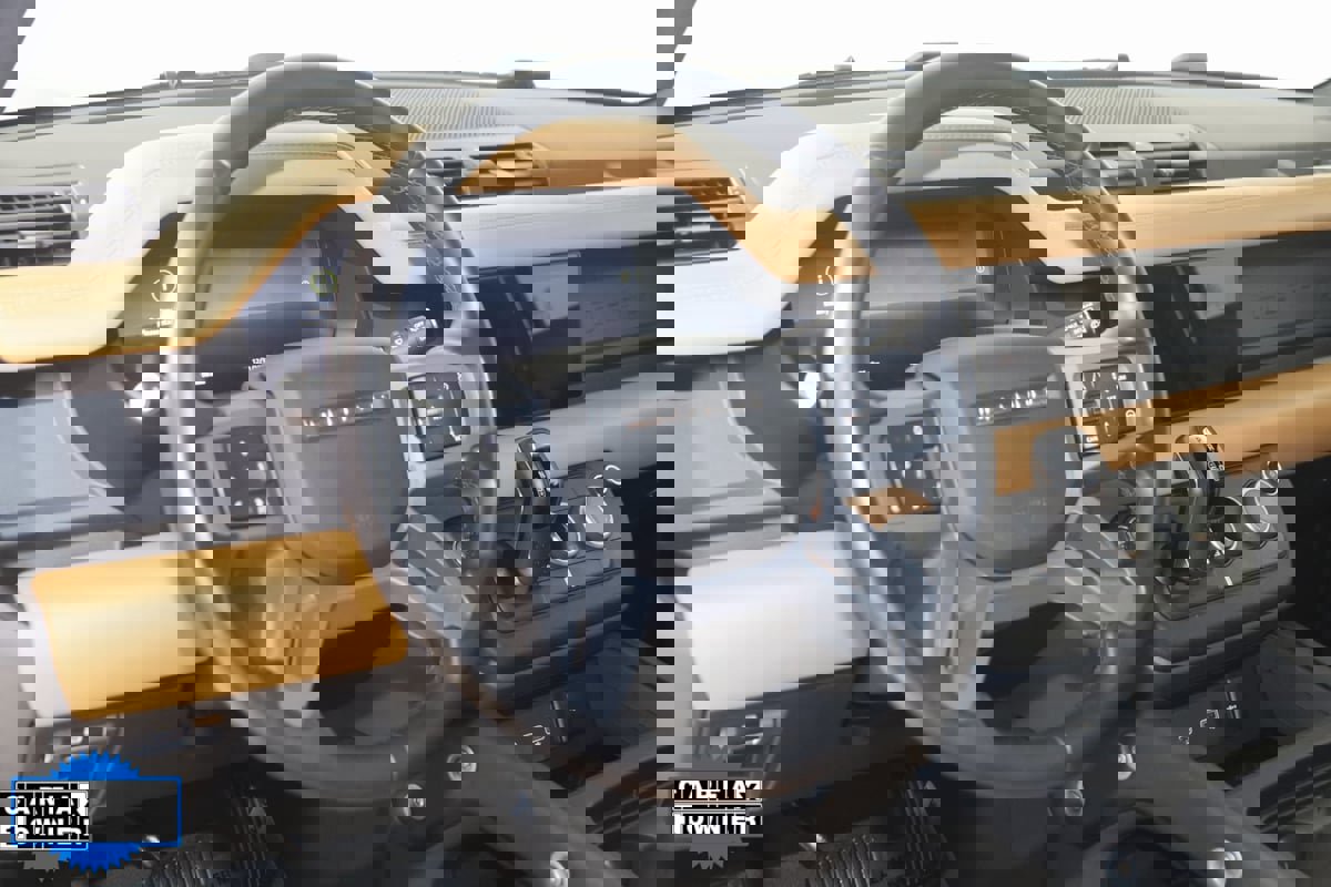 Used 2024 Land Rover Defender 110 X-Dynamic SE image 6