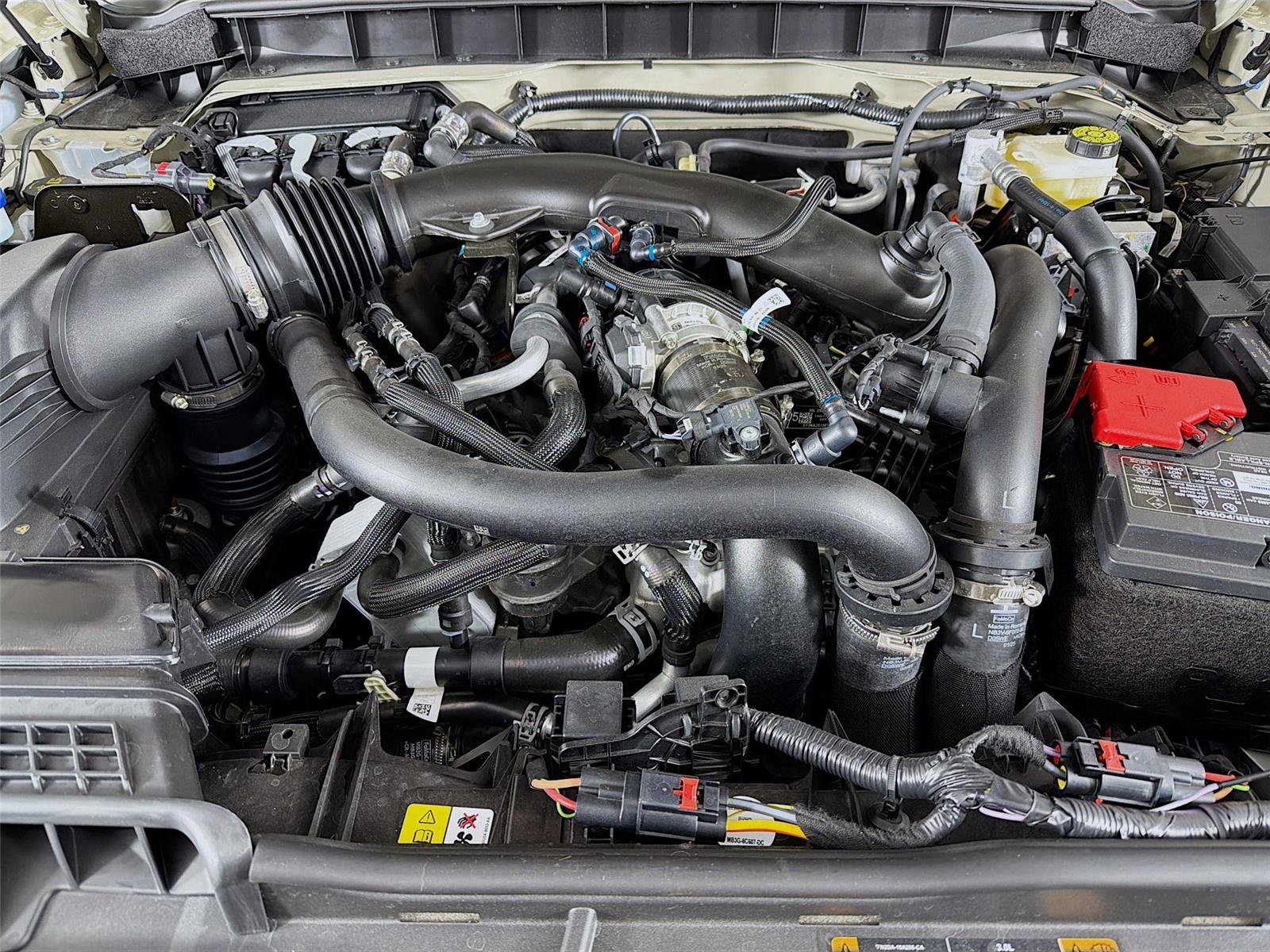 New 2025 Ford Bronco Raptor w/ Interior Carbon Fiber Pack image 30