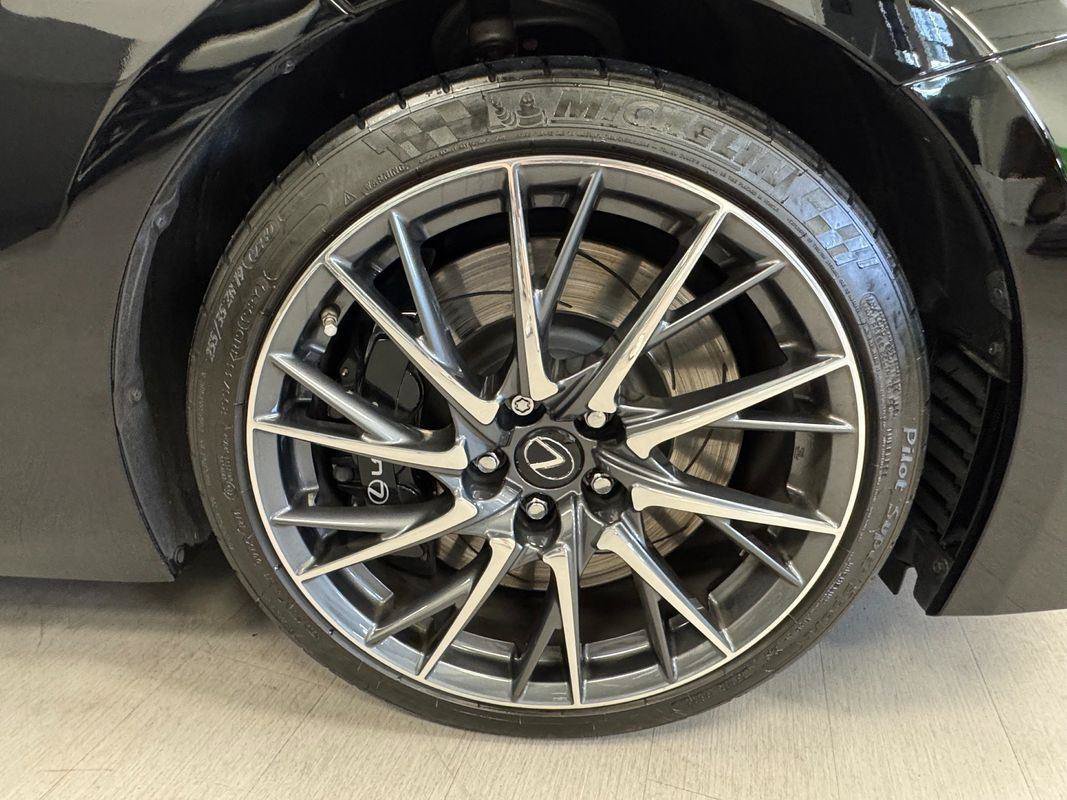 Used 2015 Lexus RC F w/ Premium Package RWD image 32