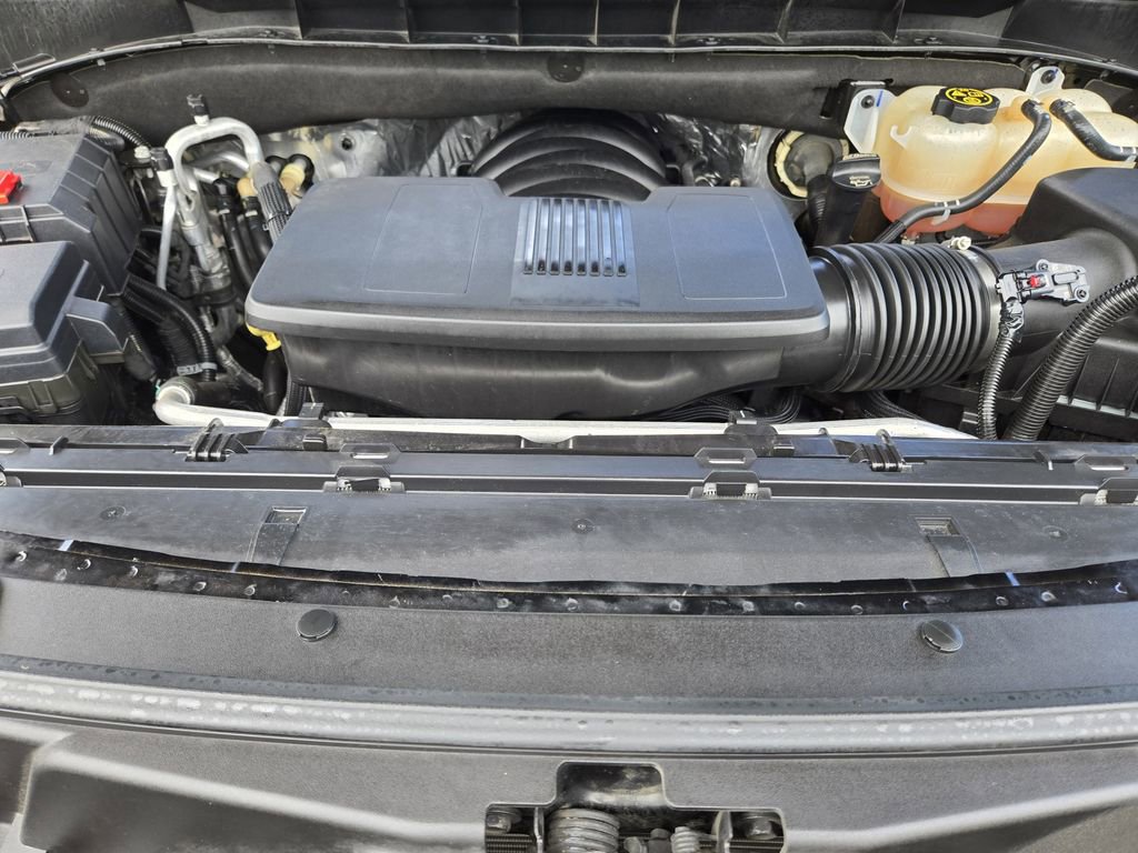 Used 2023 GMC Yukon Denali Ultimate AWD/4WD image 32