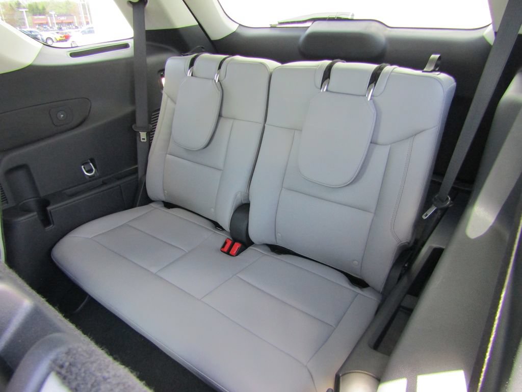 New 2026 Ford Explorer Active w/ Active Comfort Package AWD/4WD image 18