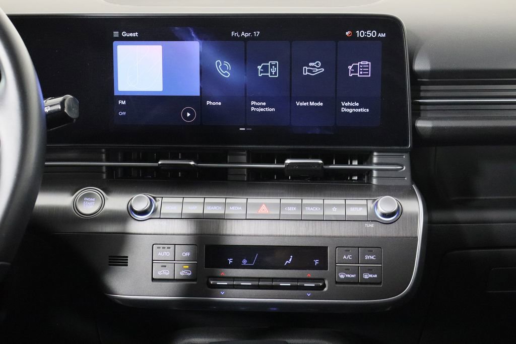 Used 2025 Hyundai Kona SEL image 30