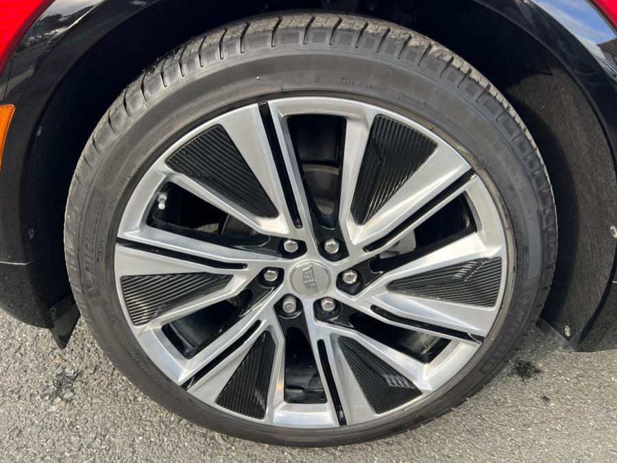 Used 2024 Cadillac Lyriq Luxury w/ LPO, Floor Liner Package image 60