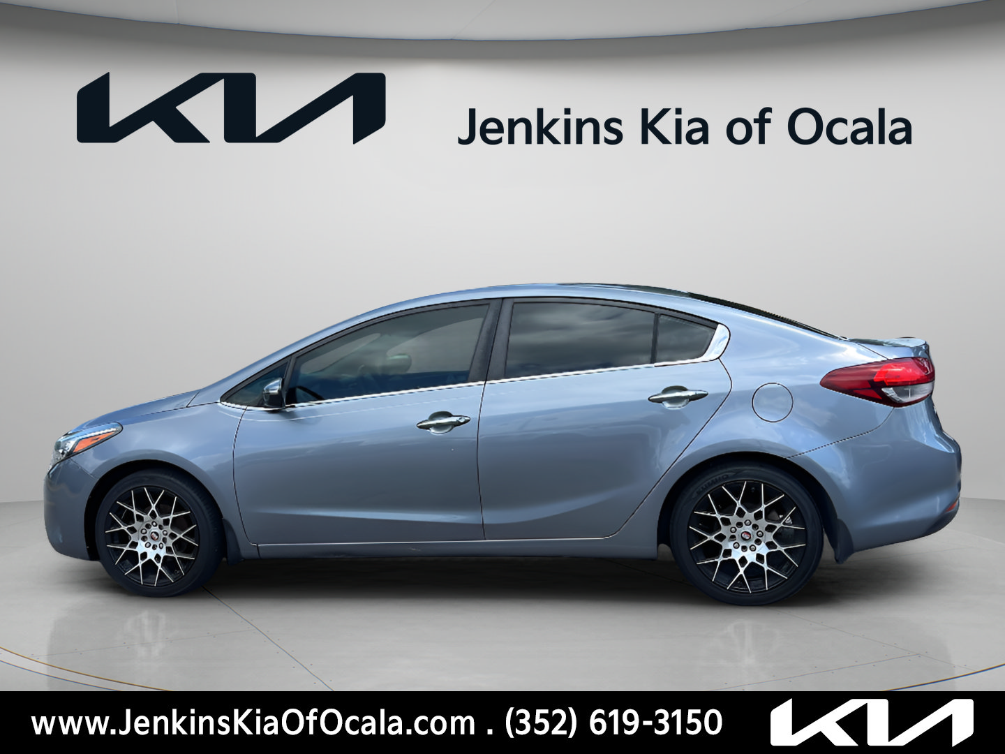 Used 2017 Kia Forte EX FWD image 6