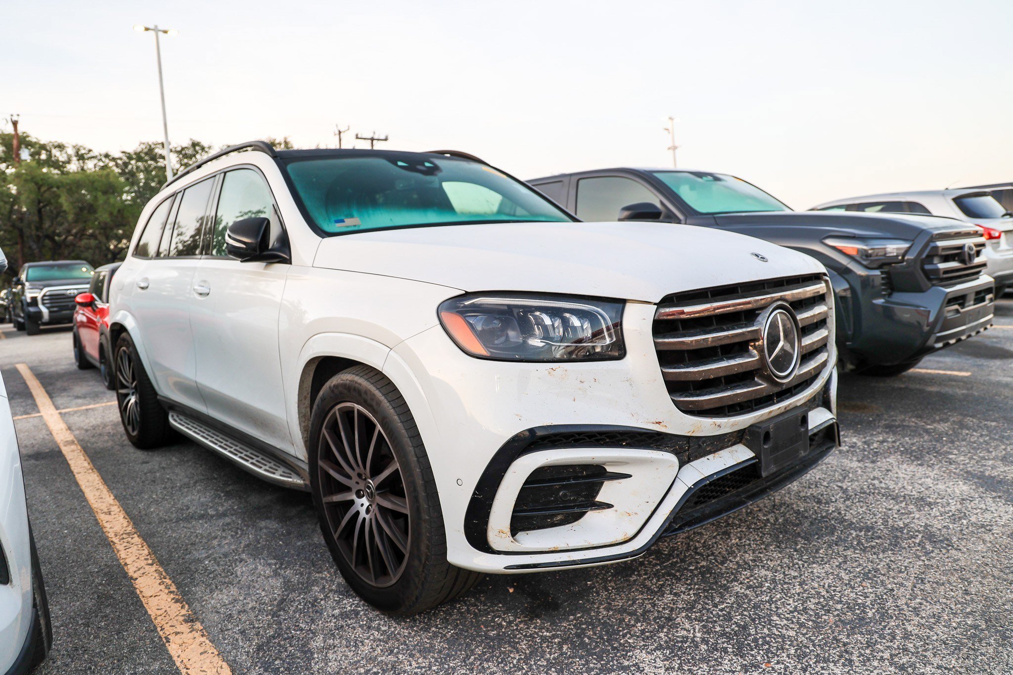 Used 2024 Mercedes-Benz GLS 580 4MATIC image 6