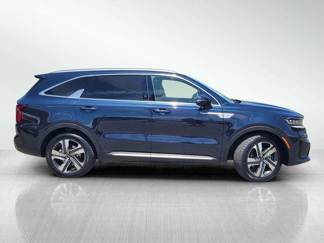 Used 2023 Kia Sorento SX Prestige w/ Panoramic Sunroof Package AWD/4WD image 3
