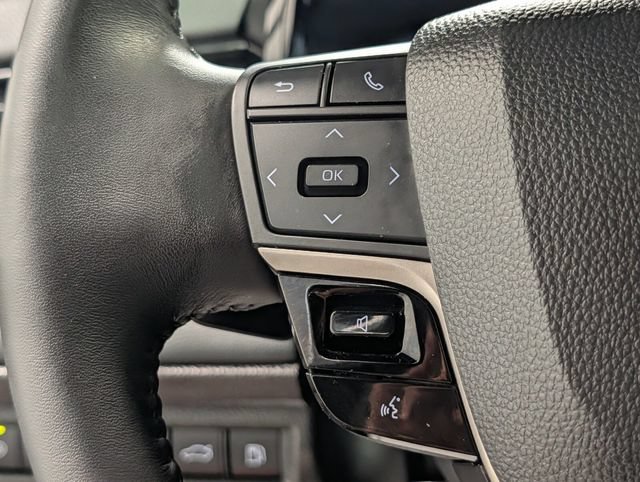 Used 2025 Toyota Camry XSE AWD/4WD image 20