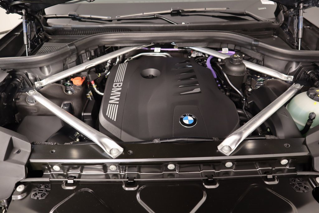 New 2025 BMW X7 xDrive40i w/ M Sport Package image 22