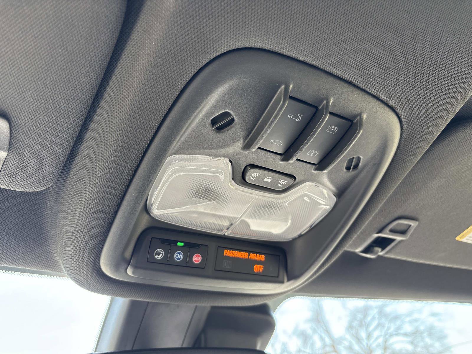 Certified 2025 Chevrolet TrailBlazer RS w/ Convenience Package image 25