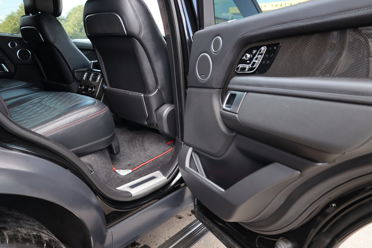 Used 2020 Land Rover Range Rover SV Autobiography Dynamic image 34