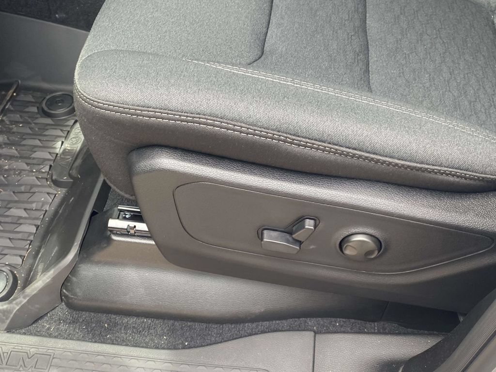 New 2026 RAM 1500 Big Horn AWD/4WD image 18